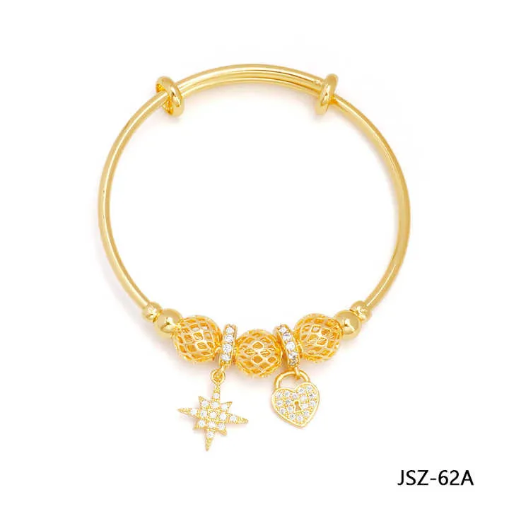 سوار أطفال بحلية مطلية  Gold Plated Baby Bracelet