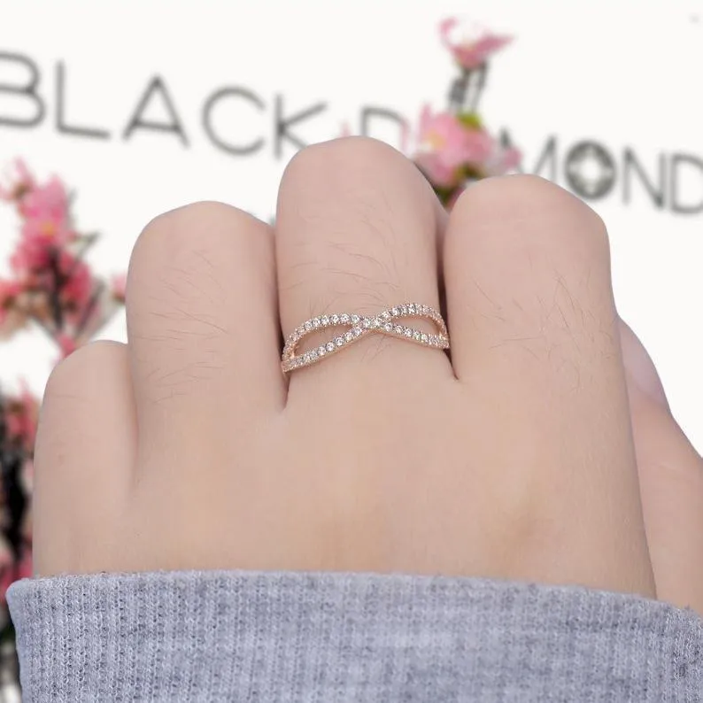 14k Rose Gold Diamond Split Shank Wedding Band