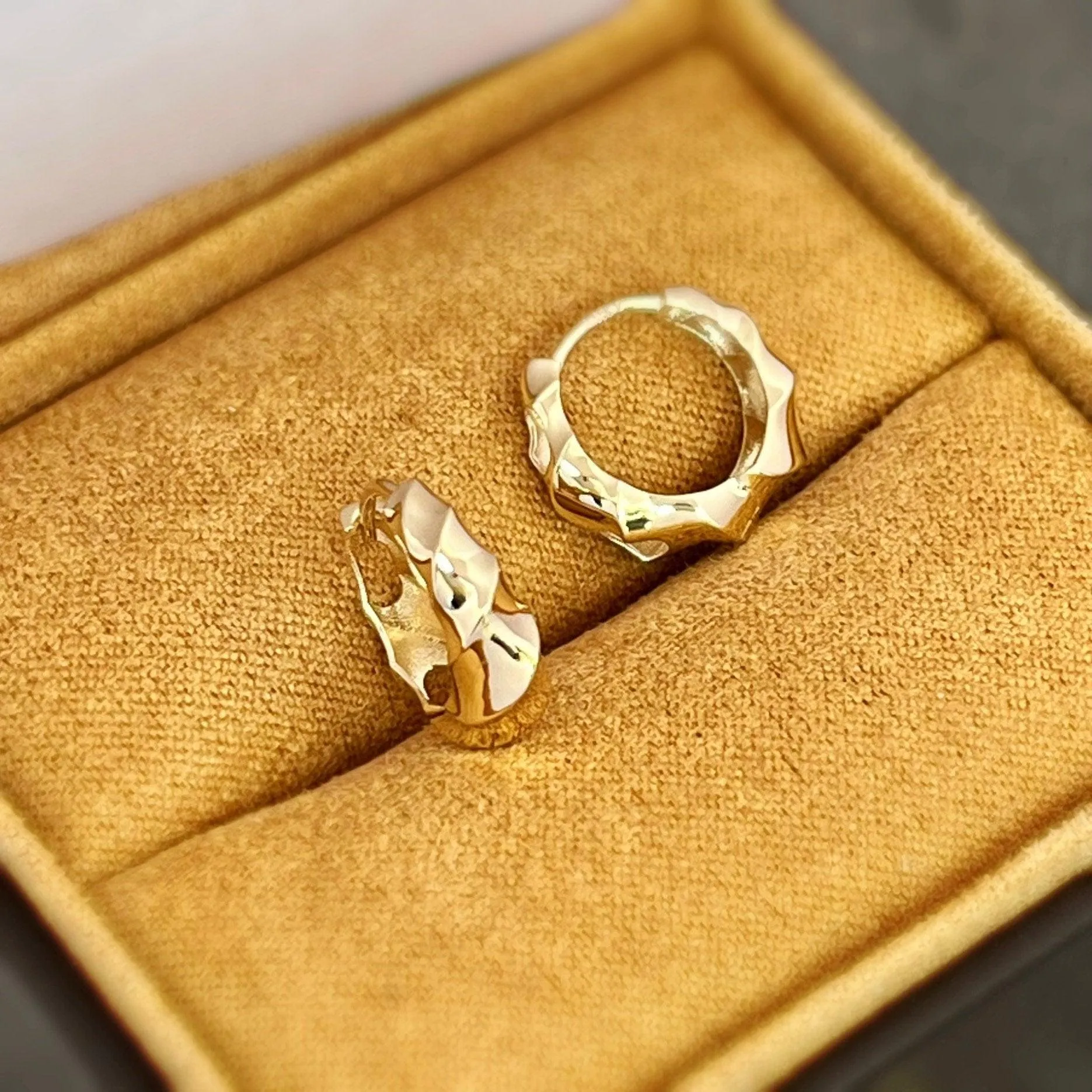 14k Solid Gold Twisted Croissant Huggie Hoop Earrings