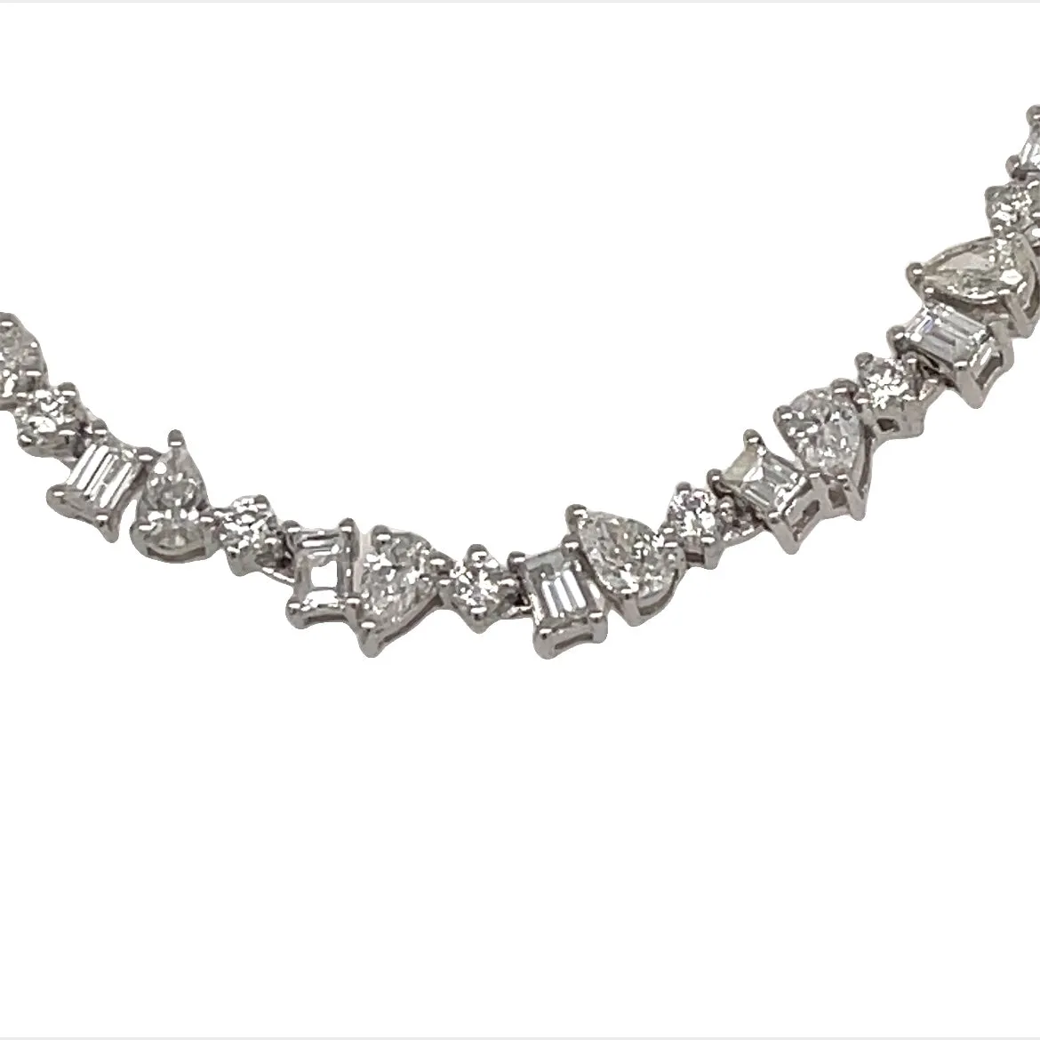 14k White Gold Mixed Cut Diamond Necklace