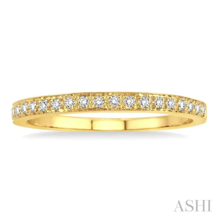 1/6 ctw Diamond Band in 14K Yellow Gold