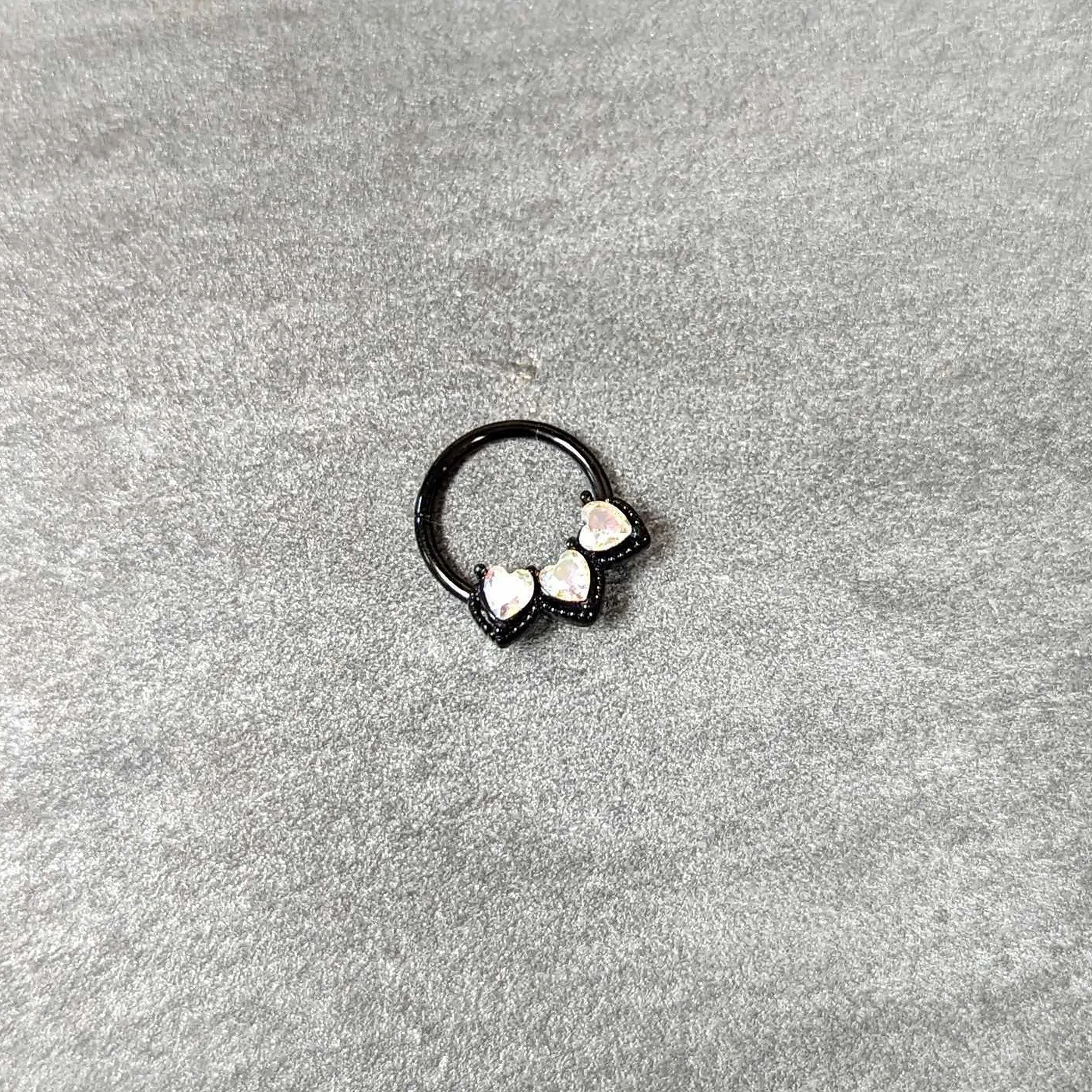 16 Gauge 3/8 Aurora Gem Black Rococo Trio Heart Hinged Segment Ring