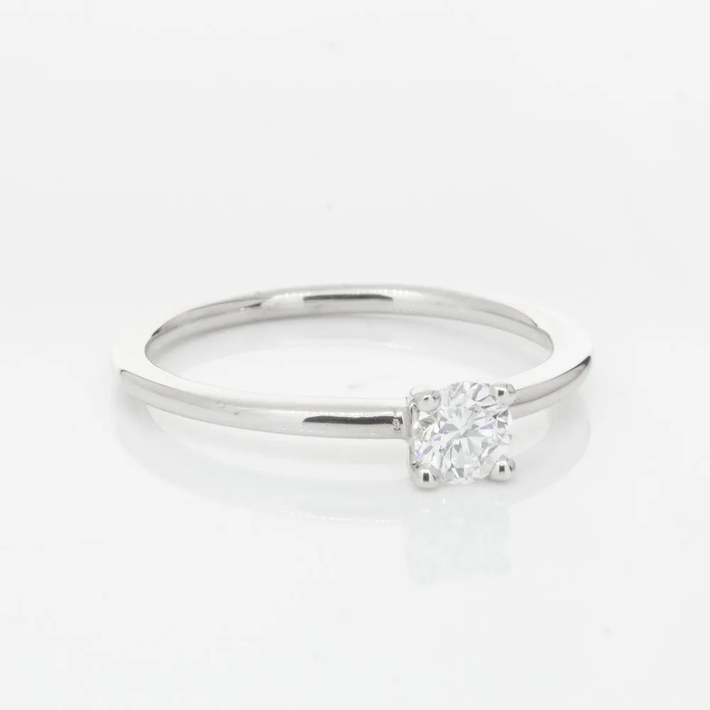 18ct White Gold .30ct Diamond Melba Ring
