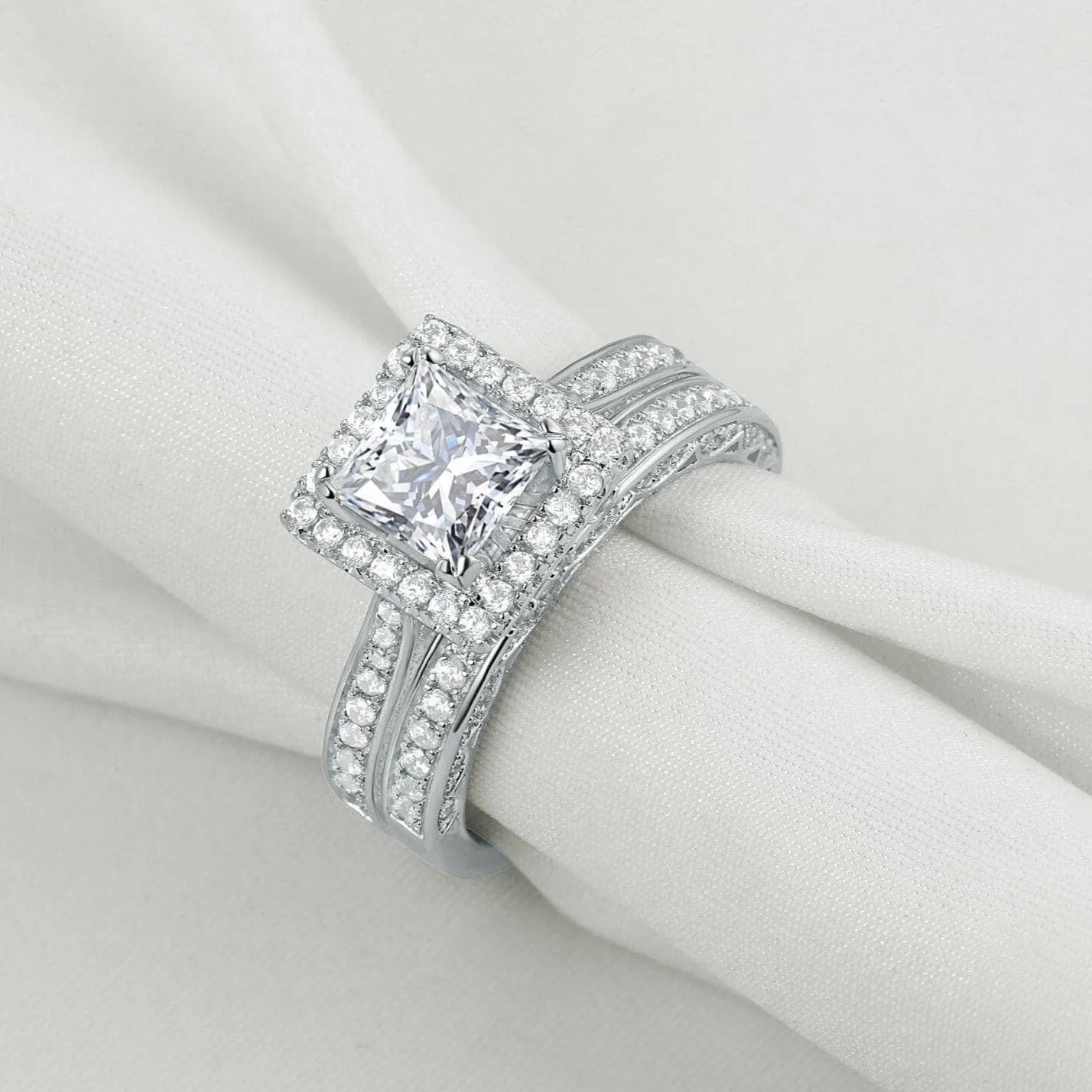1ct Princess Cut Diamond Engagement Ring Set