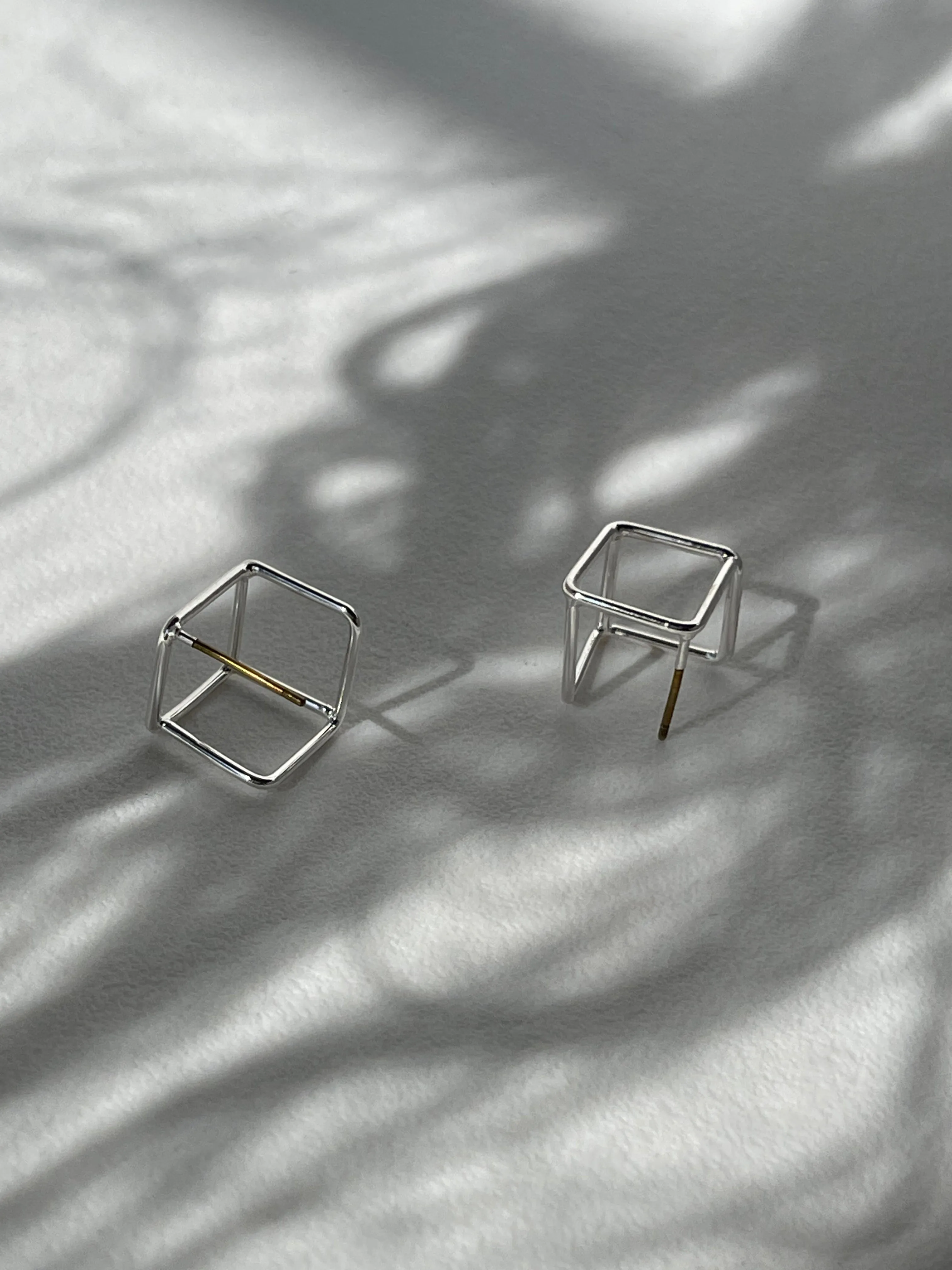 Alton Mini Cube Stud Earring In Silver