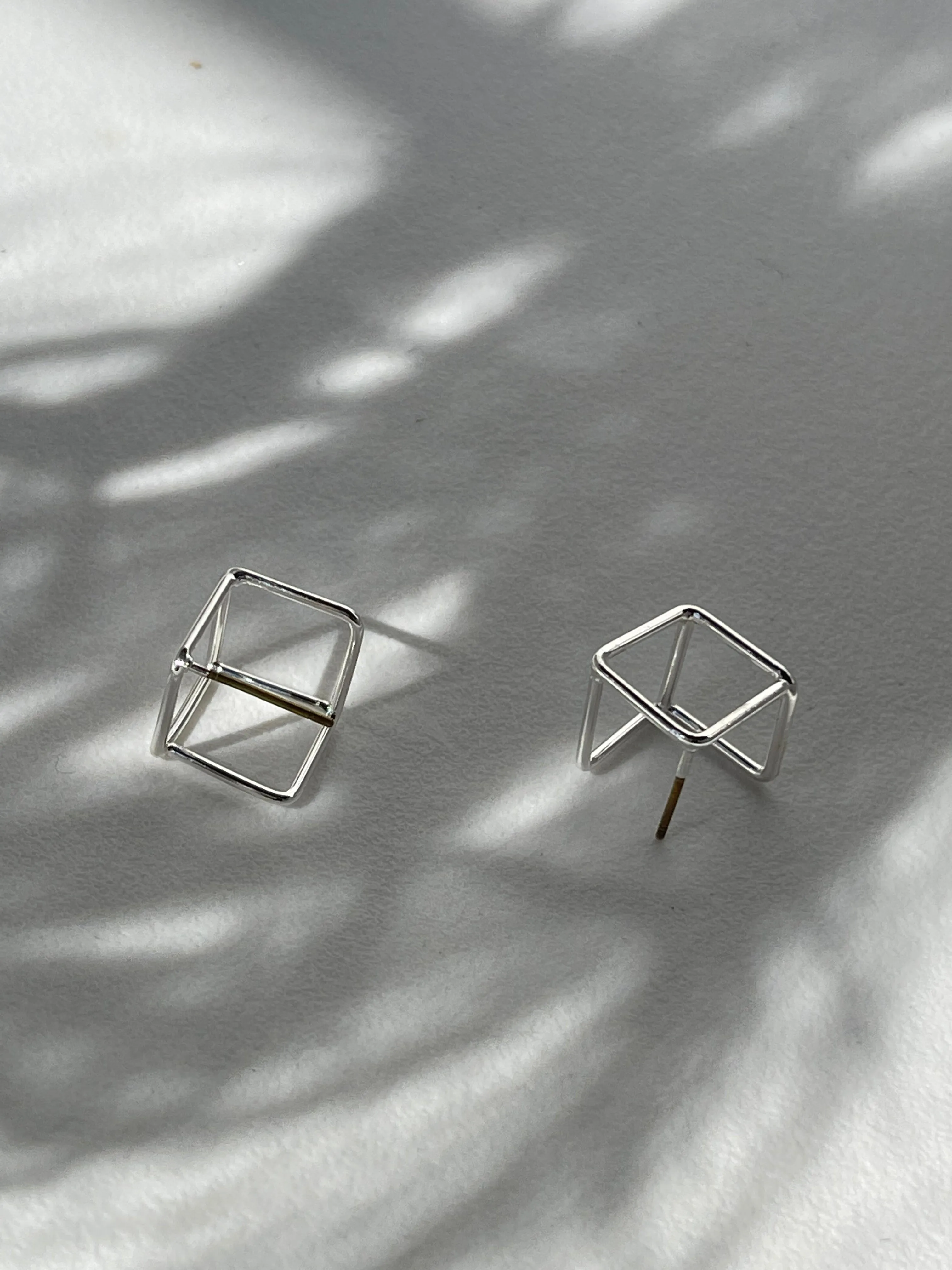 Alton Mini Cube Stud Earring In Silver