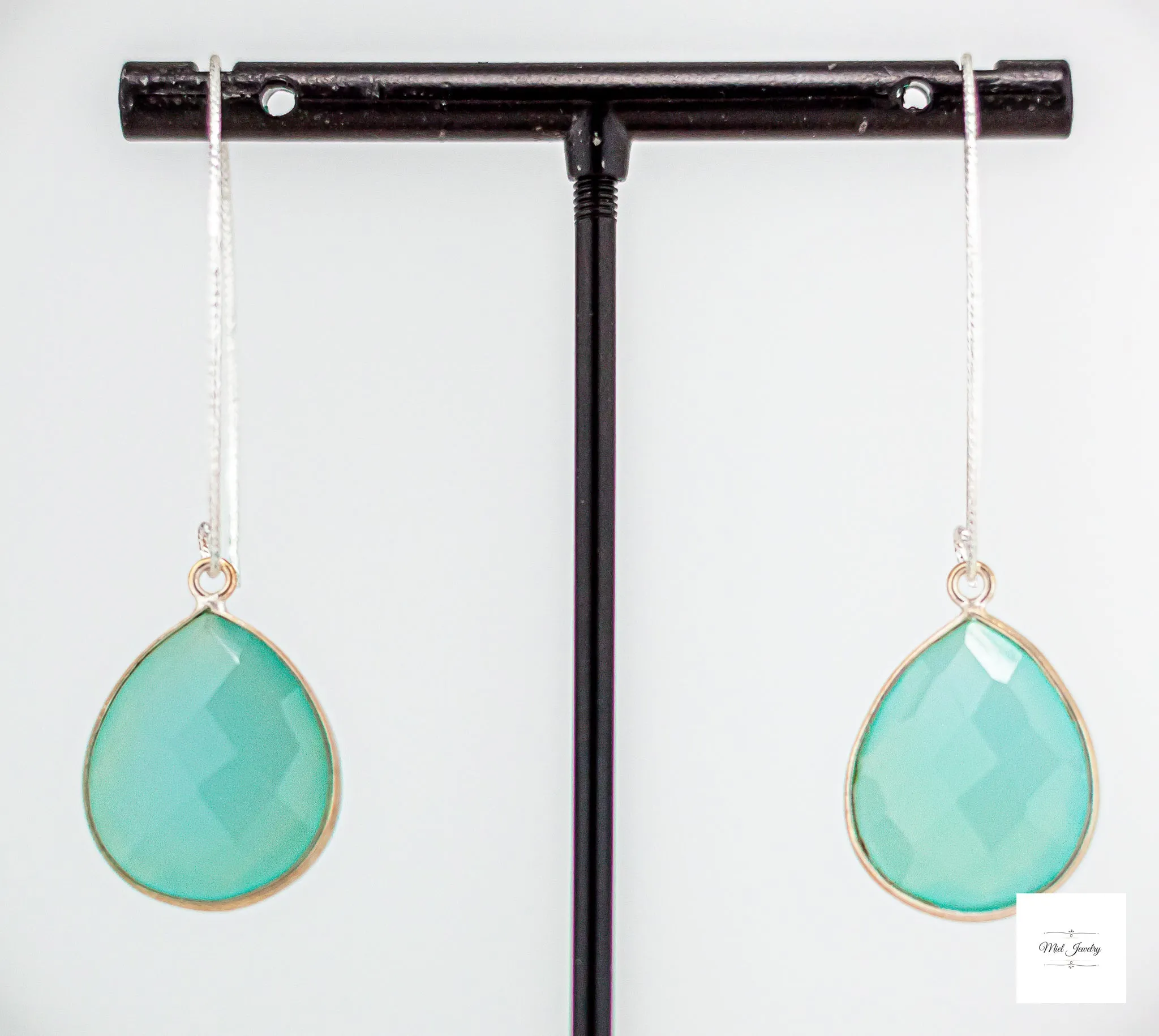 Chic Sea Blue Chalcedony Earrings: Chic Aqua Blue Silver Statement Earring