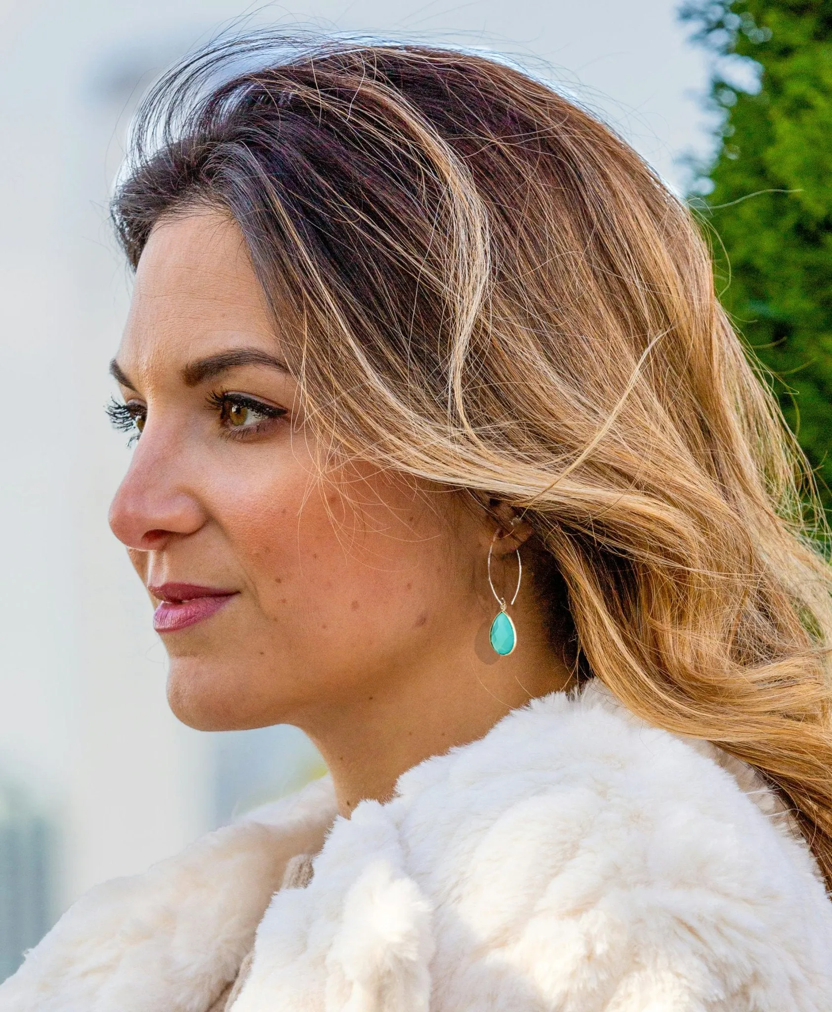 Chic Sea Blue Chalcedony Earrings: Chic Aqua Blue Silver Statement Earring