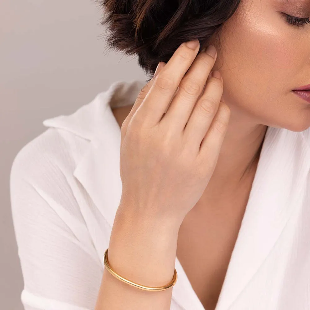 Classic Gold Bangle Bracelet