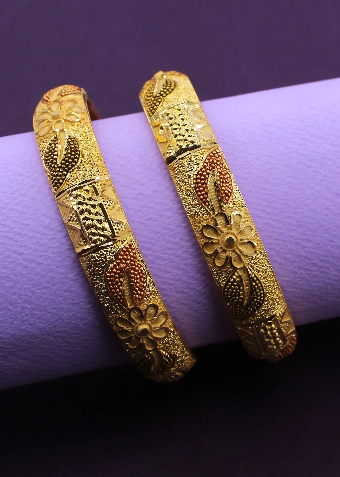 DECOROUS FLORET BANGLES