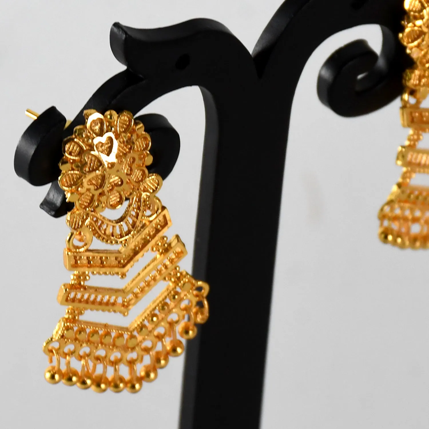 Elegant Cascade: Long Dangle Earrings