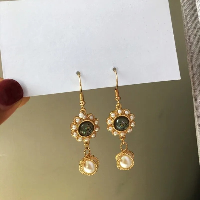 Fashion Simple Imitation Pearl Round Ball Pendant Clip Earrings