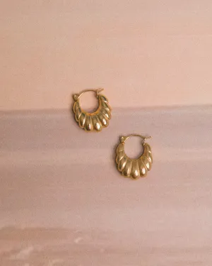Gigi Hoop Earrings | Gold