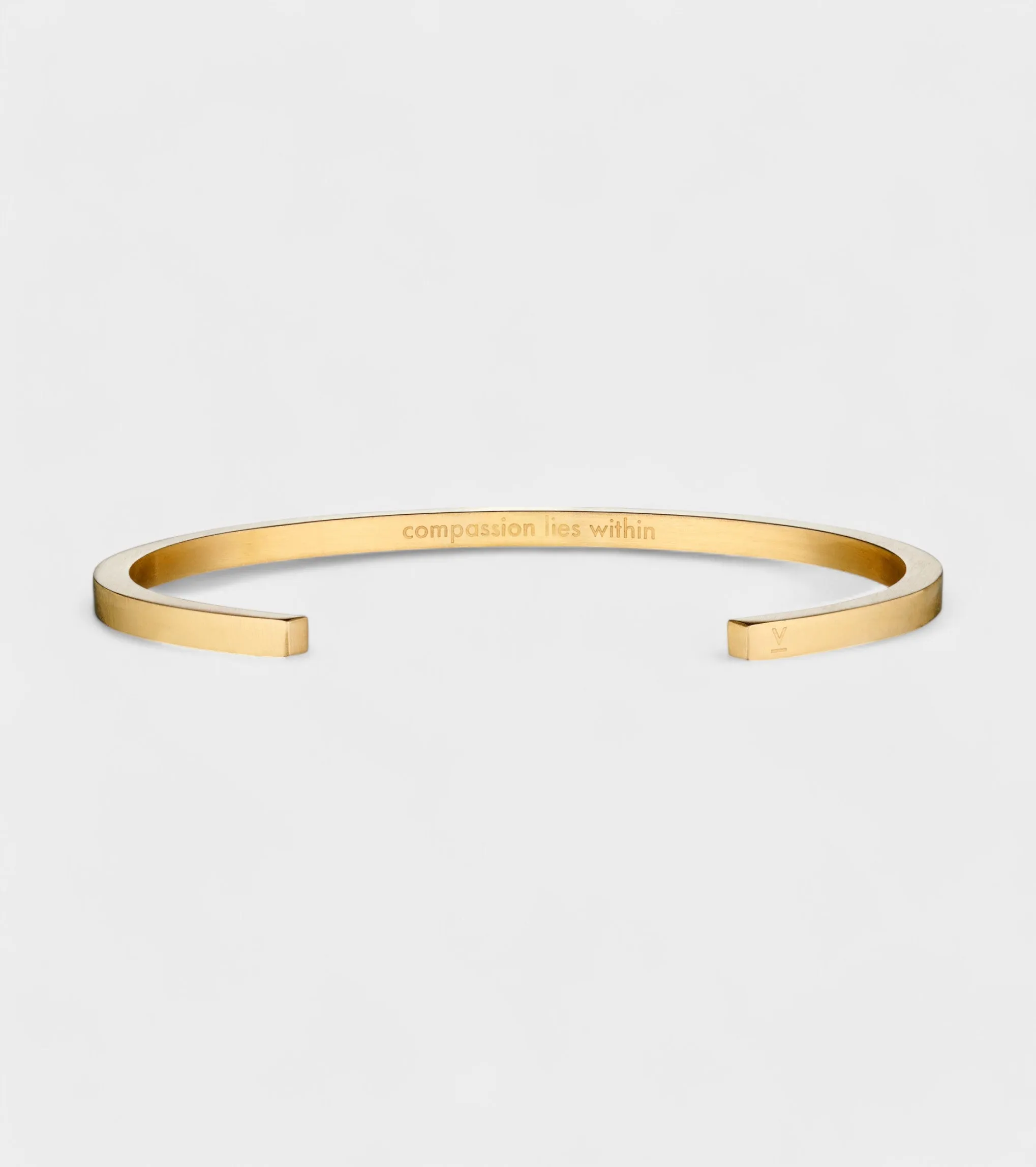 GOLD BANGLE | ILSE COLLECTION