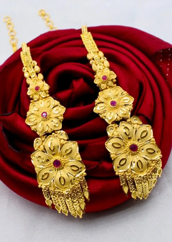GRACEFUL FLORAL KANCHAIN WITH EARRINGS