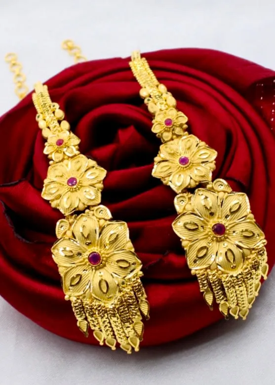 GRACEFUL FLORAL KANCHAIN WITH EARRINGS