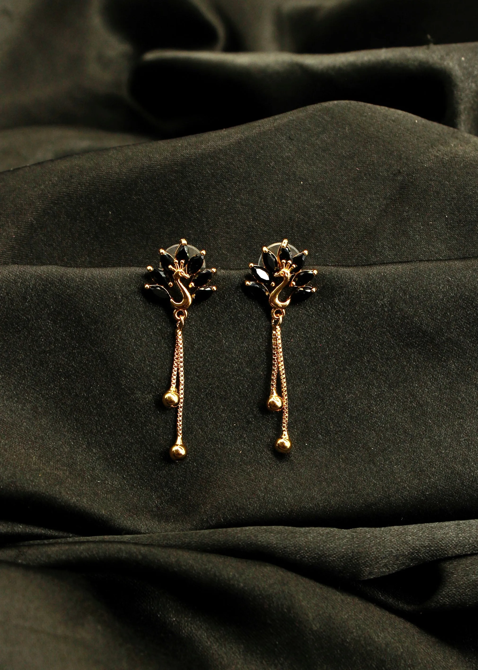 GRACEFUL PEACOCK DIA EARRINGS