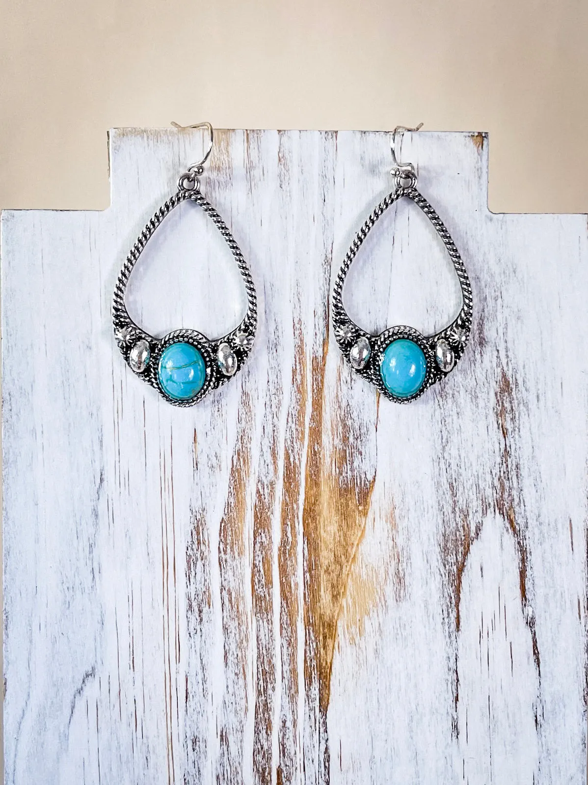 Lasso Teardrop Earring - Silver