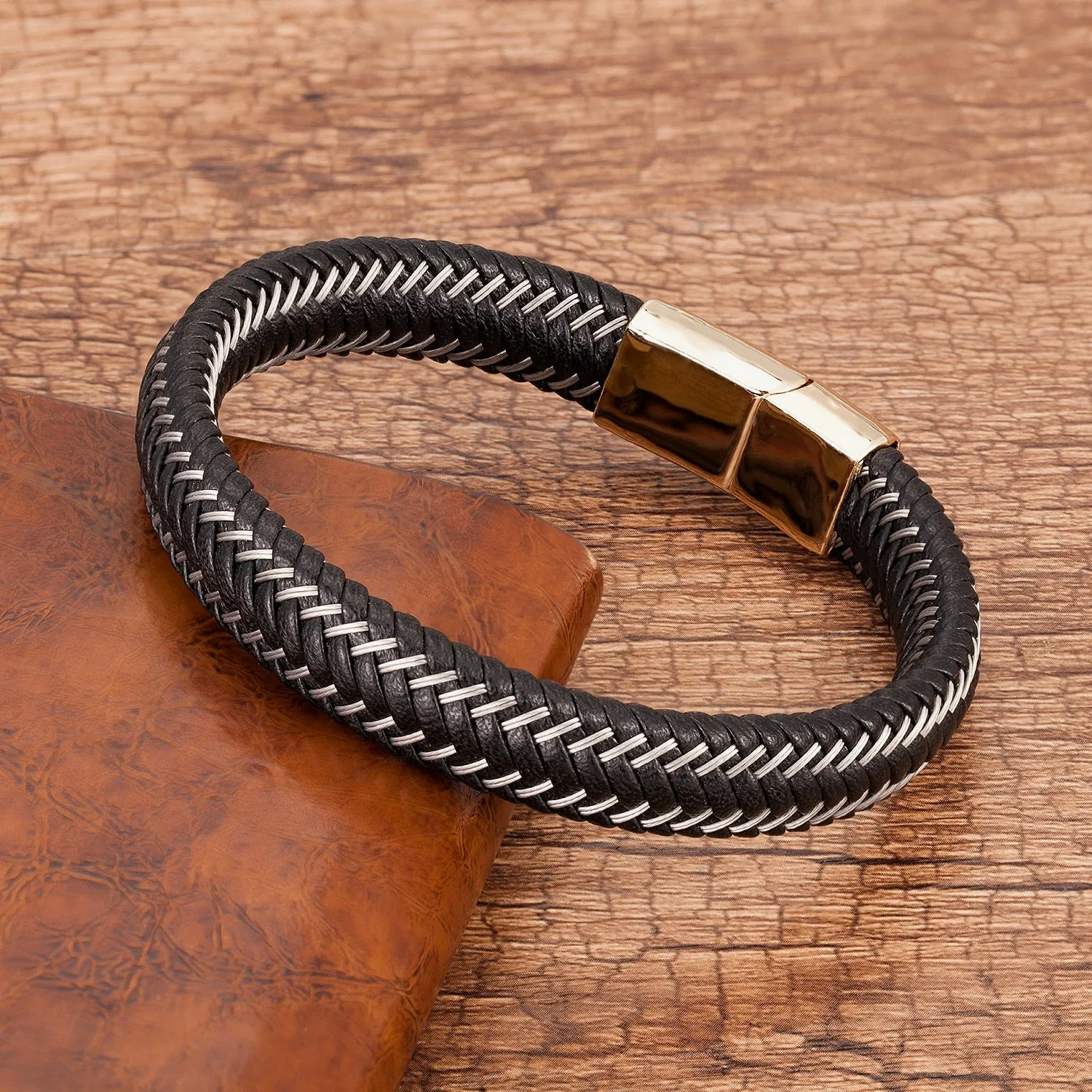 Leather Chain Bracelet Zinc Alloy Gold Plated Bangles For Man Christma Gift