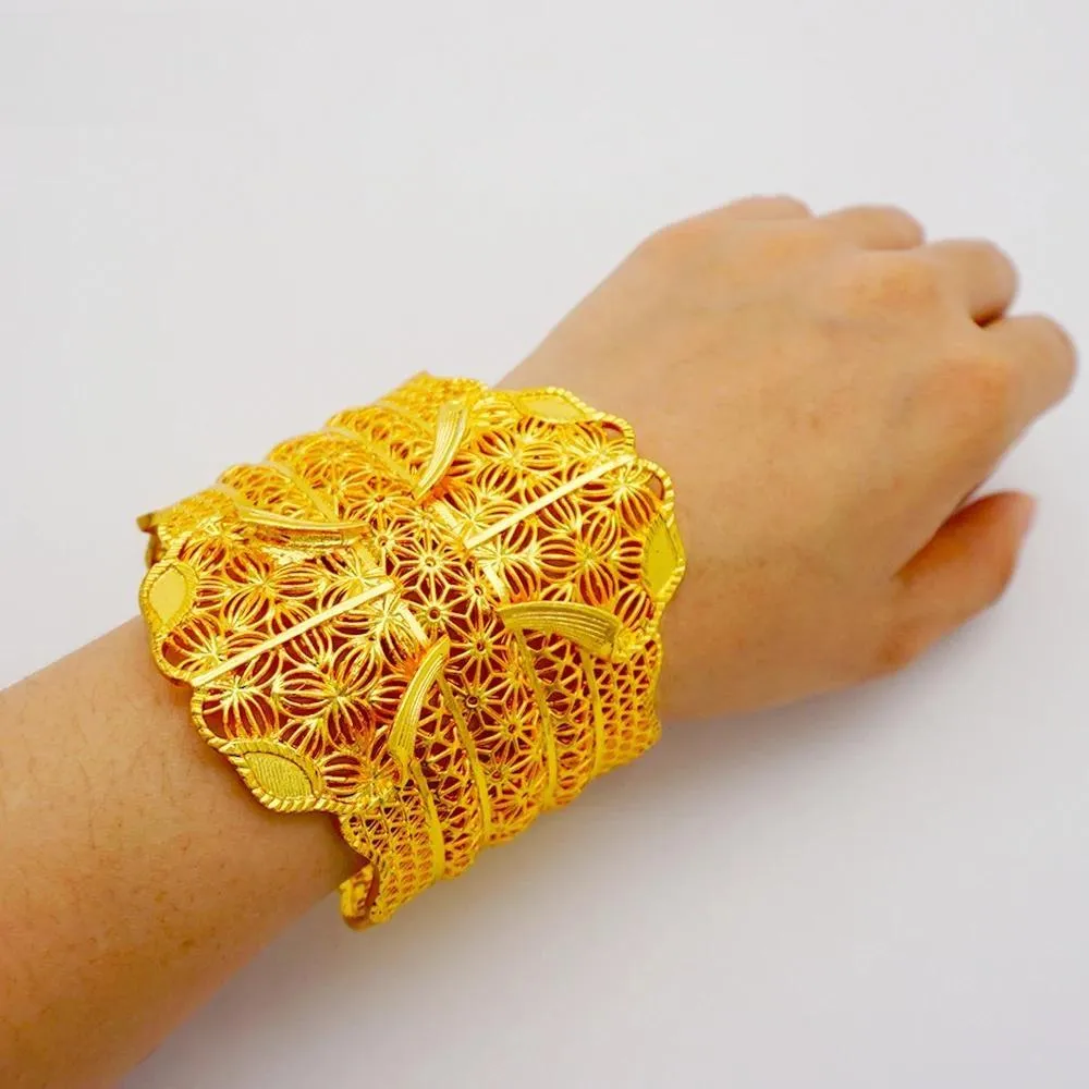 Luxury Dubai Female Big Gold Color Bangles For Women Wedding Bride Bracelet
