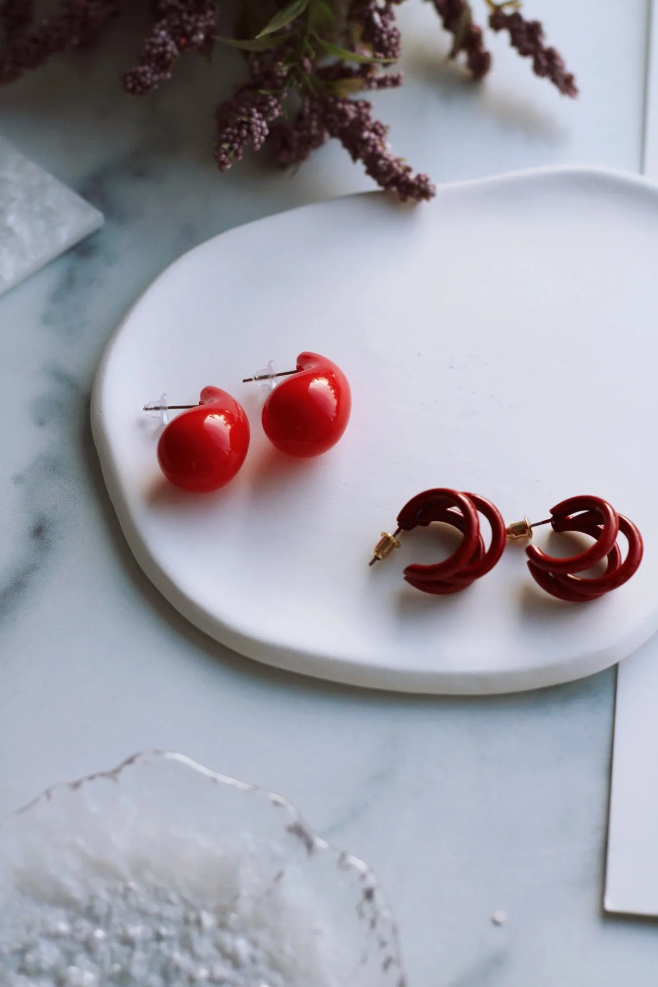 MINI VIVIAN TRIPLE HOOPS IN RED