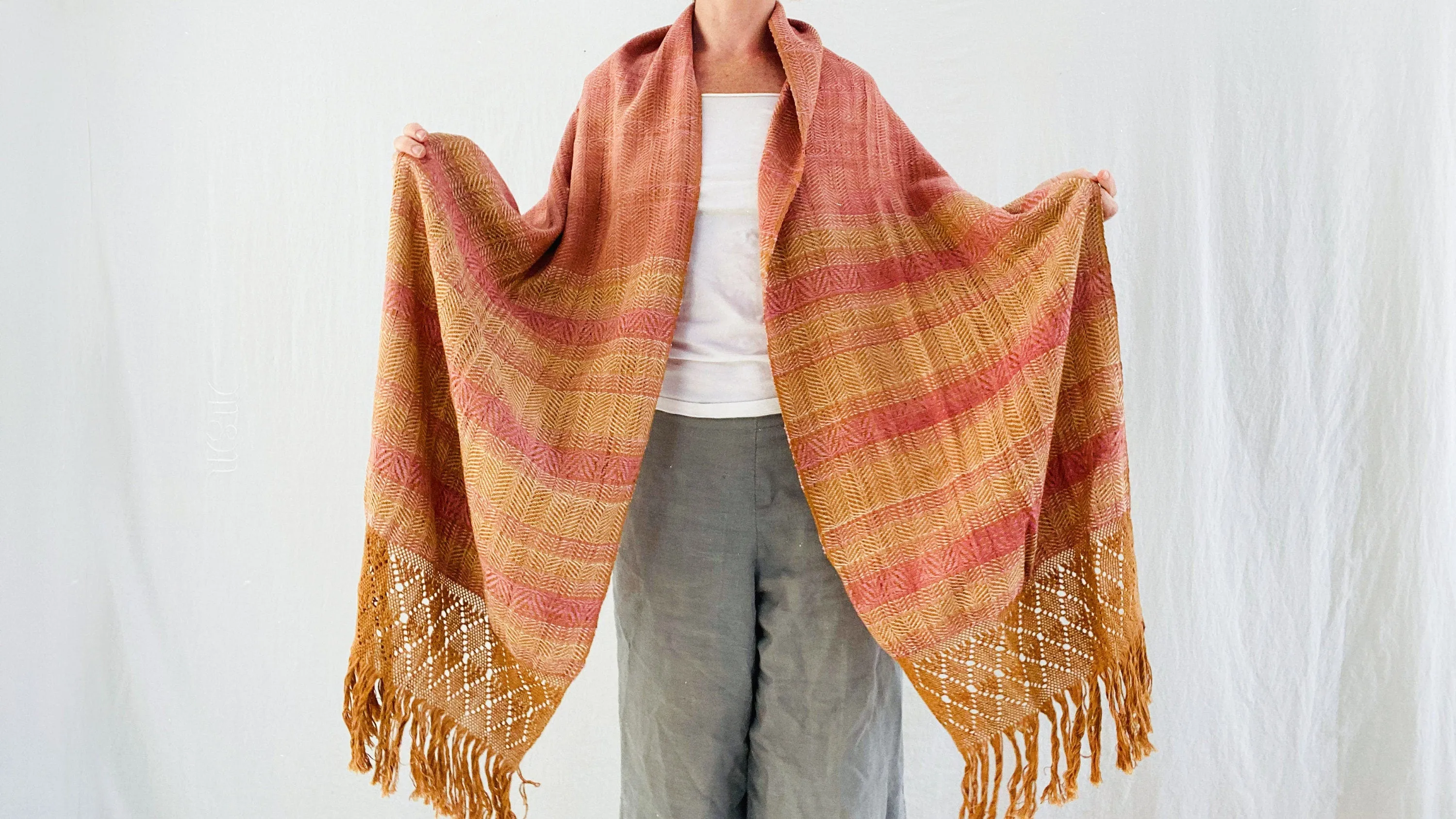 Oaxacan Rebozo Shawl. Fancy Fringe Work. Santa María Tlahuitoltepec