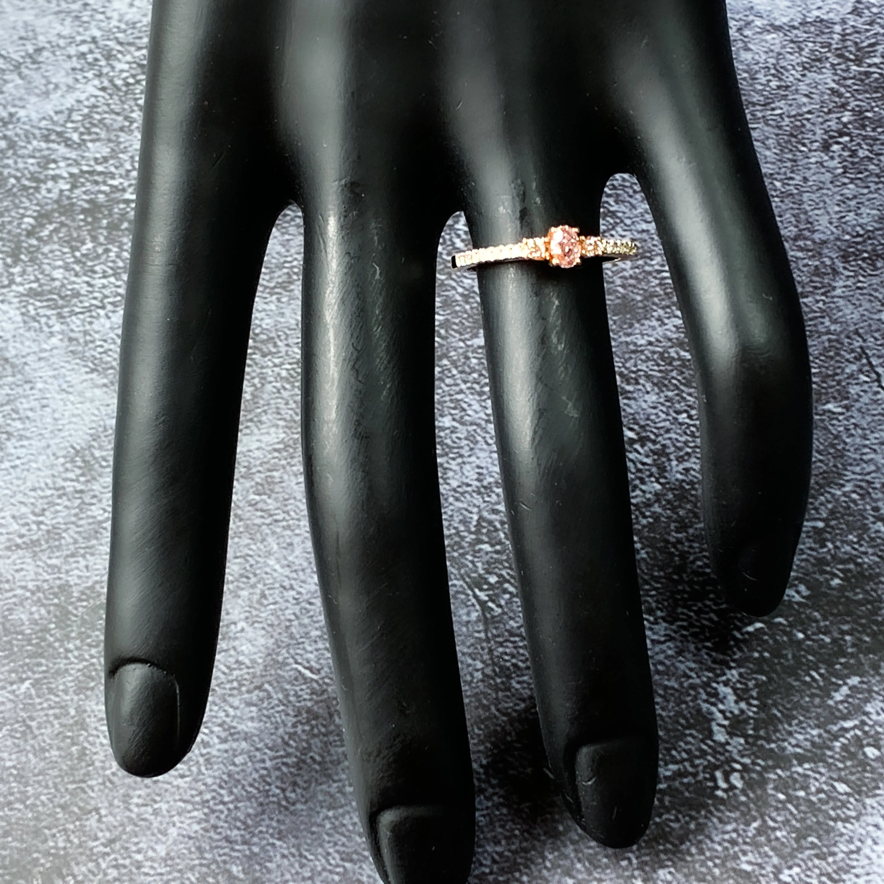 Platinum and 18kt Rose Gold Pink diamond ring with 0.31ct pink and 0.12ct White diamonds