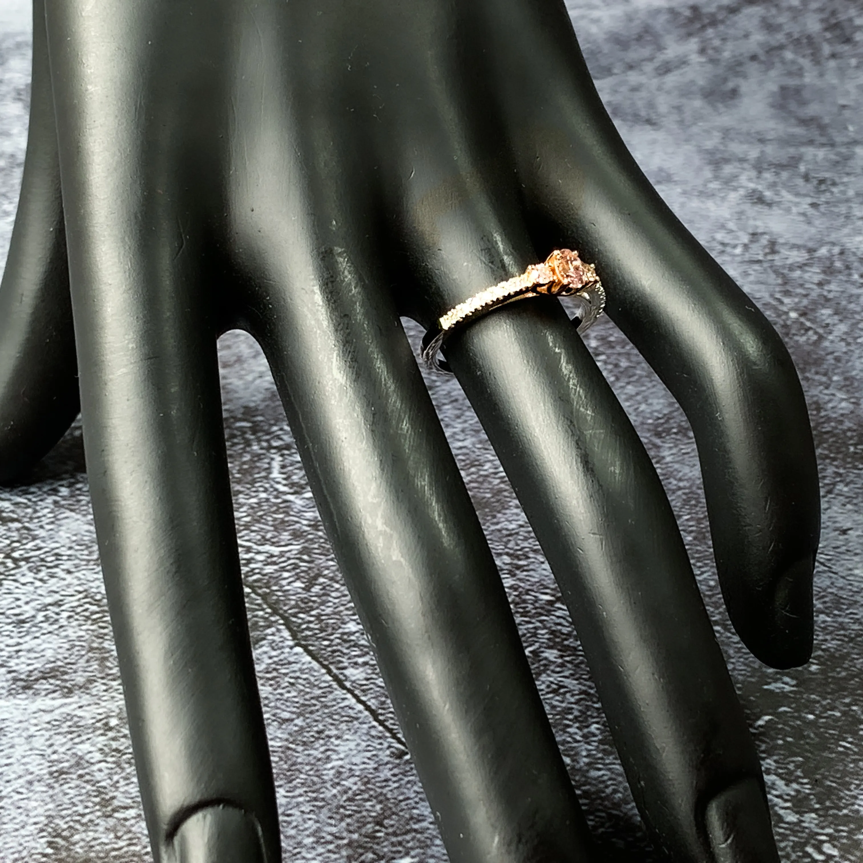 Platinum and 18kt Rose Gold Pink diamond ring with 0.31ct pink and 0.12ct White diamonds