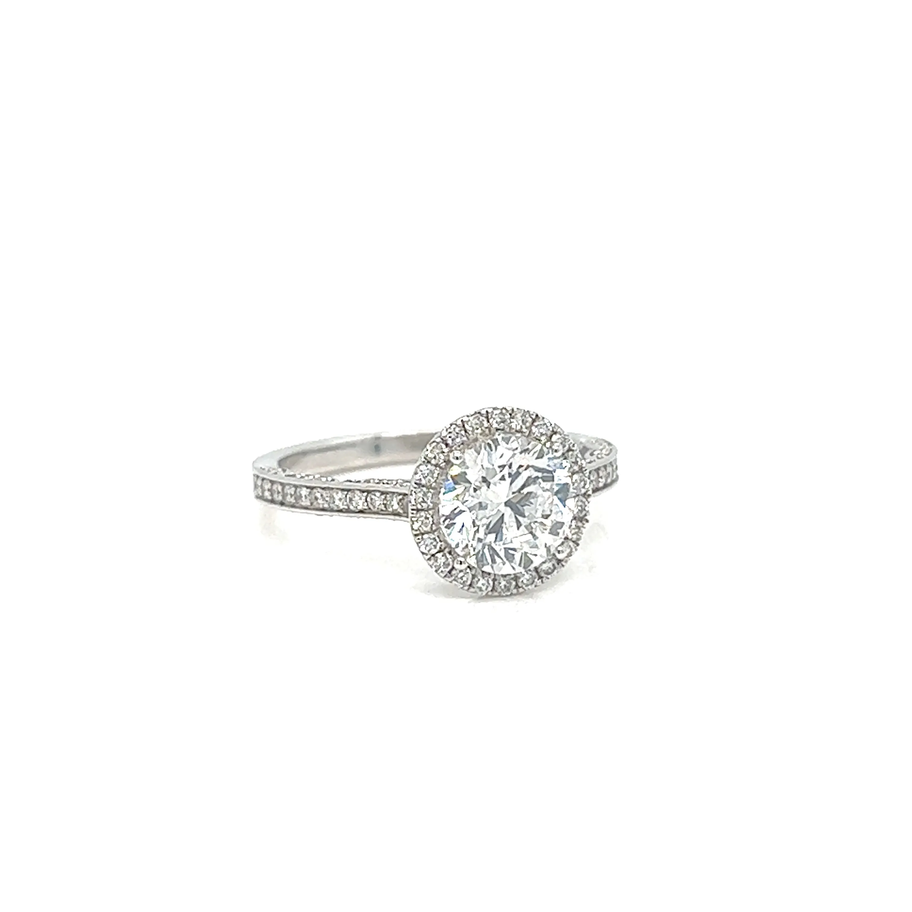 Round Brilliant Lab Diamond Halo Ring