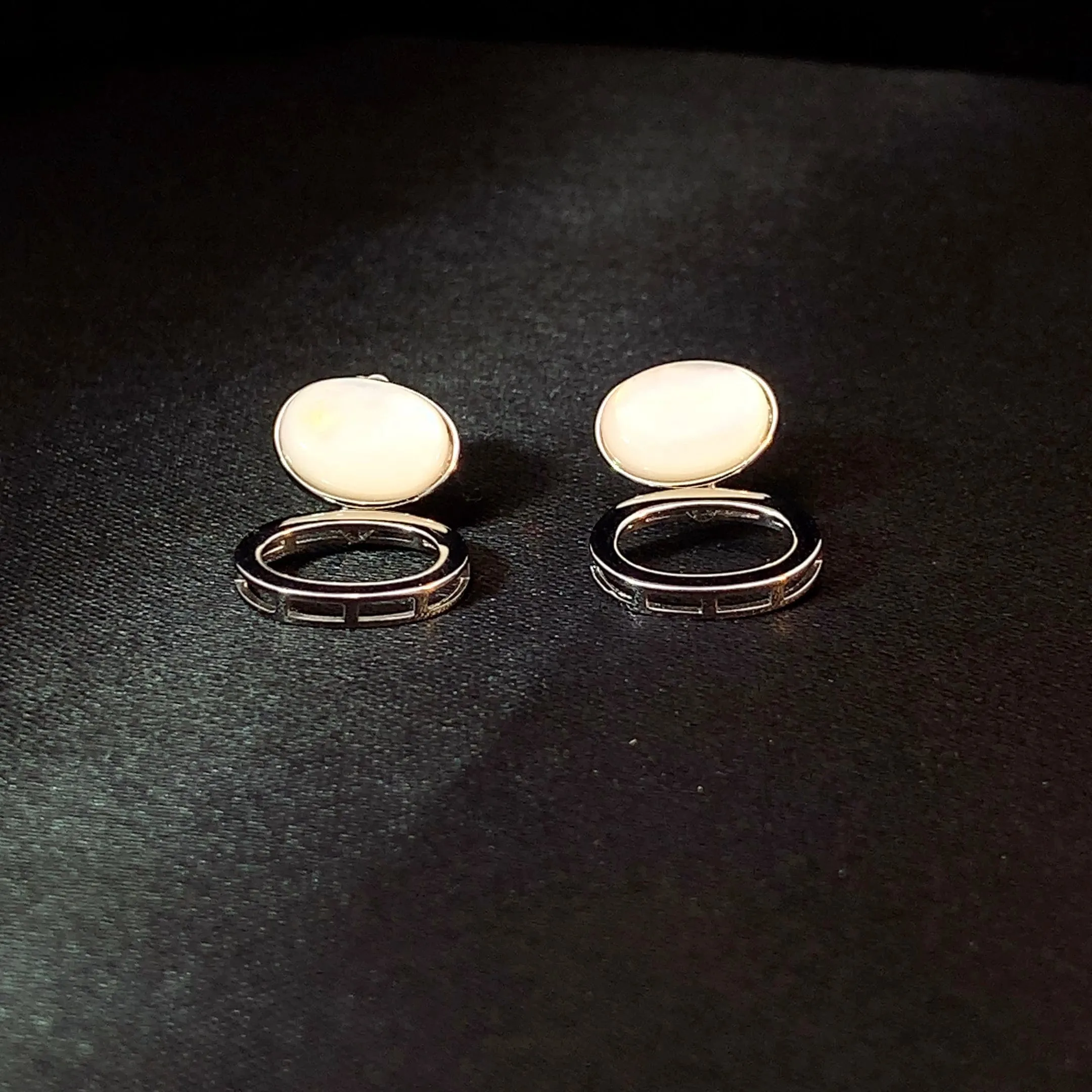 Slanting Oval Drop Earrings (Pure Silver)