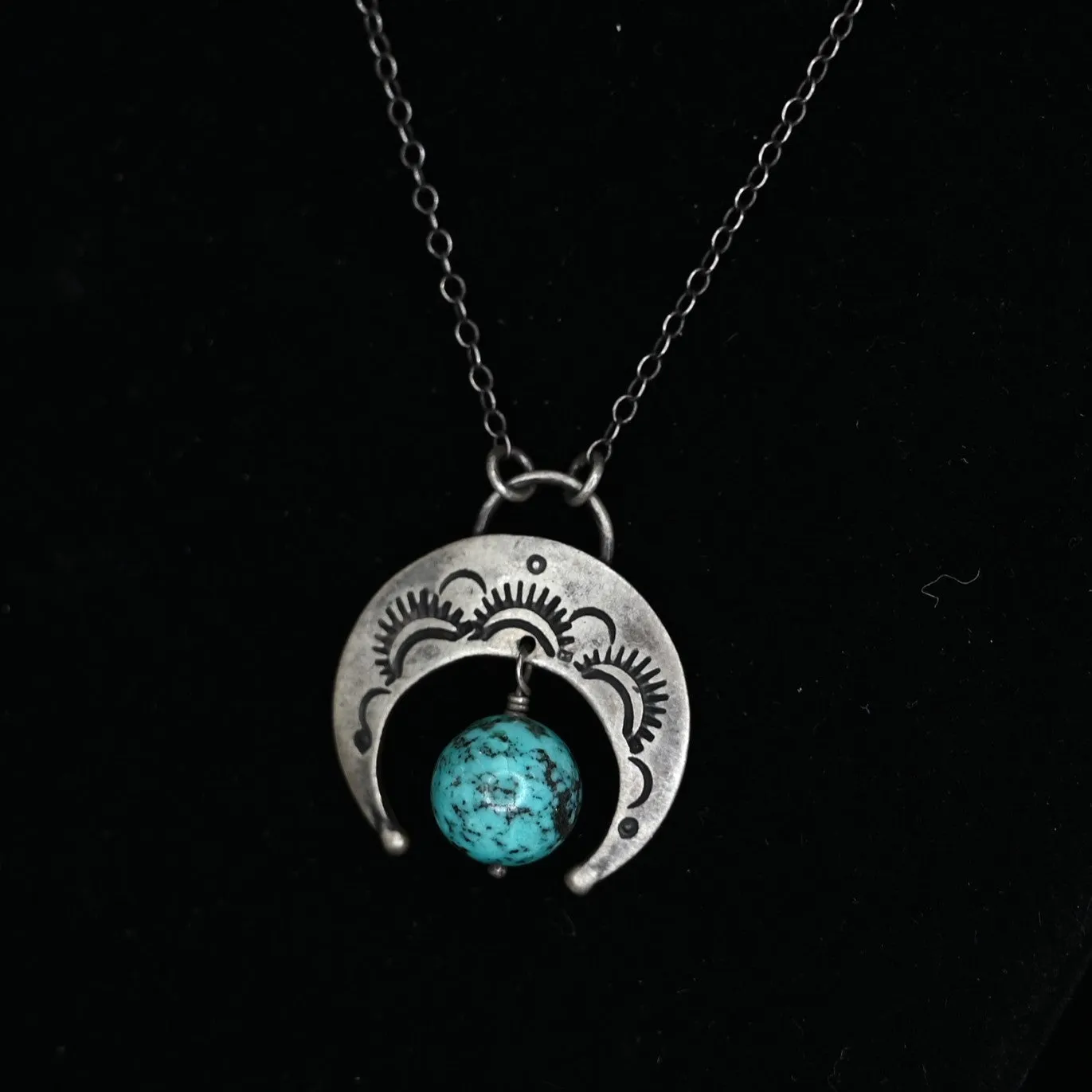 Turquoise Sun Scallop Naja Necklace