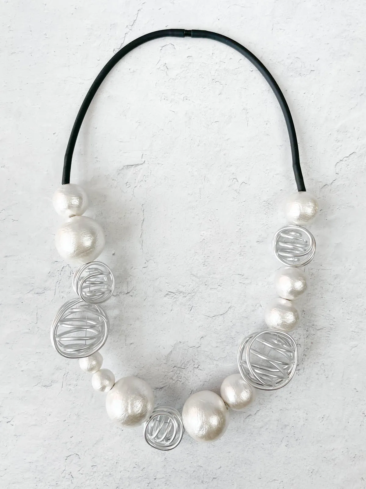 Wilma Necklace, White UL